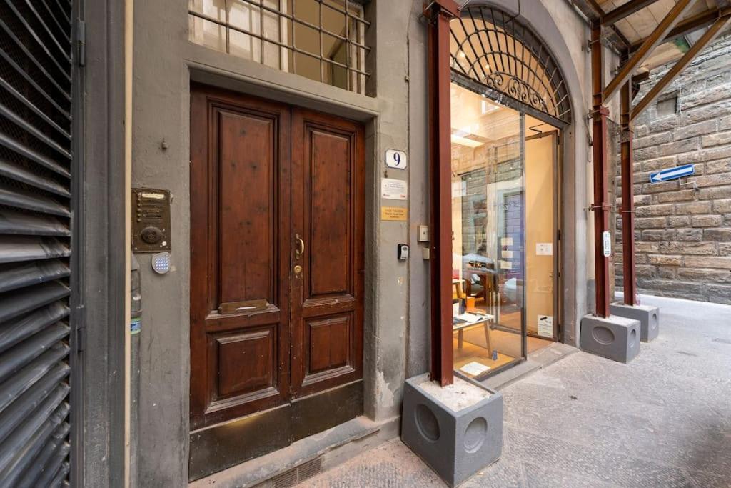 Keys Of Italy - Corsob 9 - Florentine Studio Close To Palazzo Vecchio Florenz Exterior foto